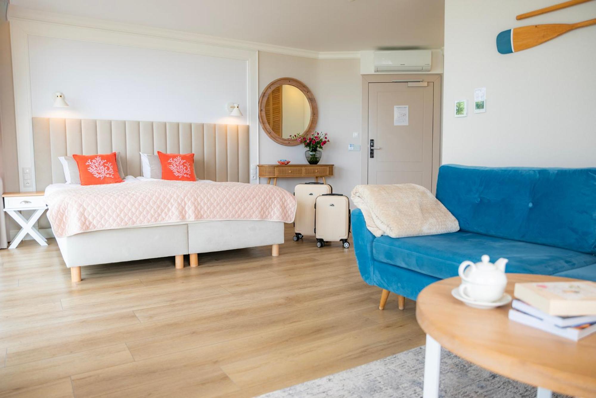 Hotel Szerokie Wody Sea & Sand Ustka Exterior photo